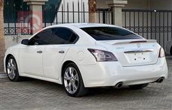 نيسان ماكسيما